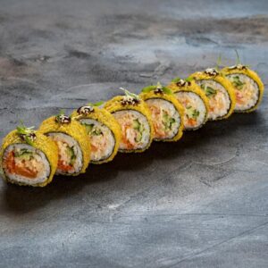 Жареный с лососем и крабом